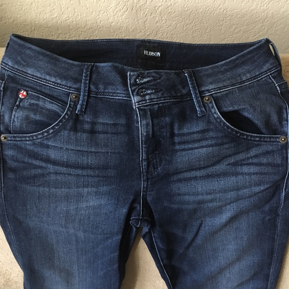 Hudson Beth midrise baby boot jeans